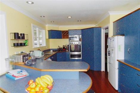 Photo of property in 28 Budleigh Street, Frankleigh Park, New Plymouth, 4310