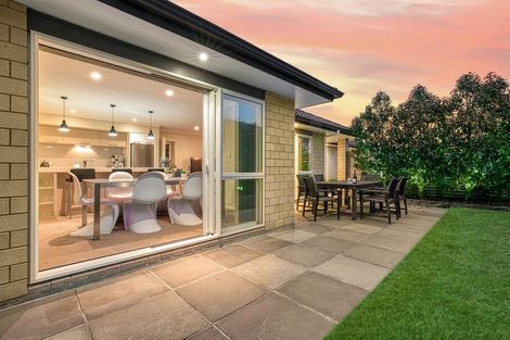 Photo of property in 12 Lombardia Way, Karaka, Papakura, 2113