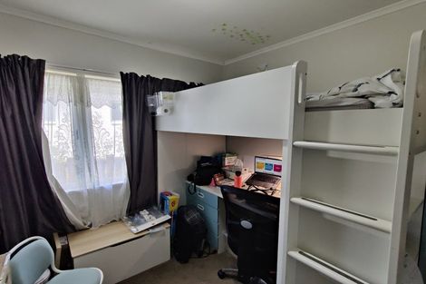 Photo of property in 2/1 Exmouth Road, Northcote, Auckland, 0627