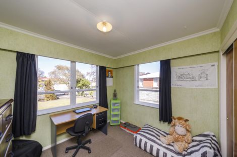 Photo of property in 11 Anakiwa Street, Kelvin Grove, Palmerston North, 4414