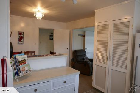 Photo of property in 1/2 Taonui Street, Rosehill, Papakura, 2113