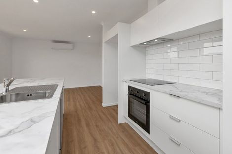 Photo of property in 15 Te Taniwha Road, One Tree Point, 0118