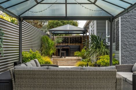 Photo of property in 22 Sadler Street, Fairview Downs, Hamilton, 3214