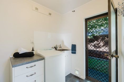 Photo of property in 9f Cameron Road, Hamilton East, Hamilton, 3216