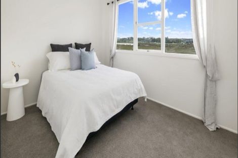 Photo of property in 2 Francis Street, Hauraki, Auckland, 0622