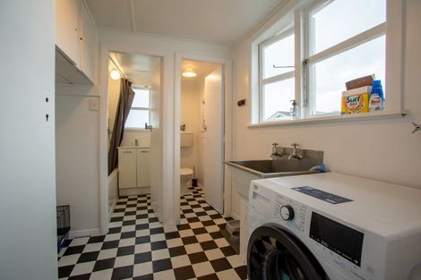 Photo of property in 207 High Street, Dannevirke, 4930