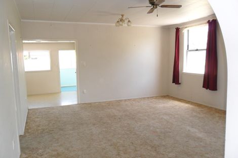 Photo of property in 63 King Street, Hikurangi, 0114