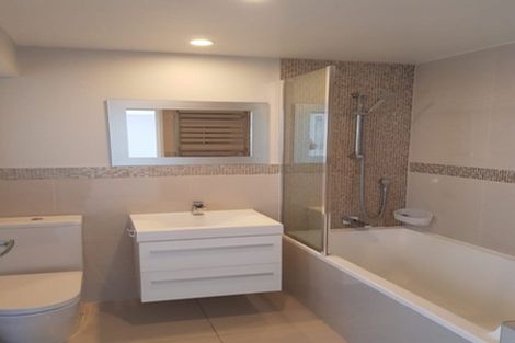 Photo of property in 1/690 Beach Road, Browns Bay, Auckland, 0630