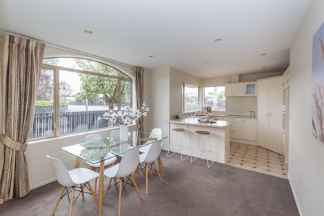 Photo of property in 24 Cooke Street, Somerfield, Christchurch, 8024