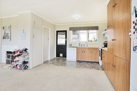 Photo of property in 66 Bullar Street, Grasmere, Invercargill, 9810