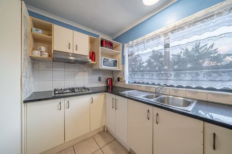 Photo of property in 39 Ribbonwood Crescent, Goodwood Heights, Auckland, 2105