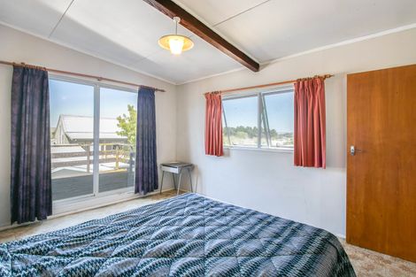 Photo of property in 68 Middle Road, Havelock North, 4130