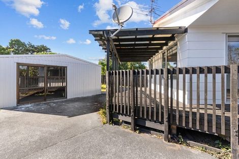 Photo of property in 4 Stoll Place, Clendon Park, Auckland, 2103