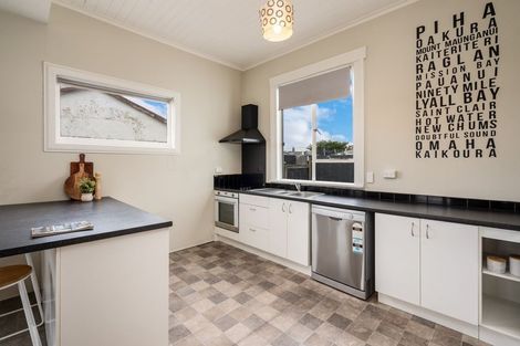 Photo of property in 41 Bathgate Street, South Dunedin, Dunedin, 9012