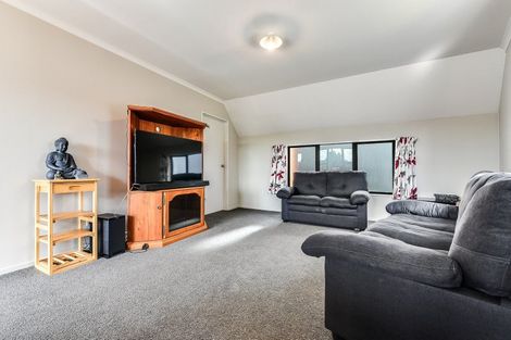 Photo of property in 5a Snead Place, Hamilton East, Hamilton, 3216