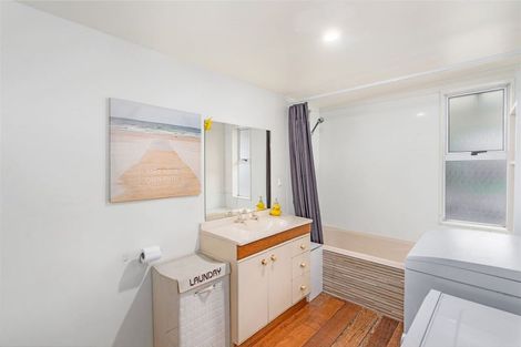 Photo of property in 34 Rodney Street, New Brighton, Christchurch, 8061