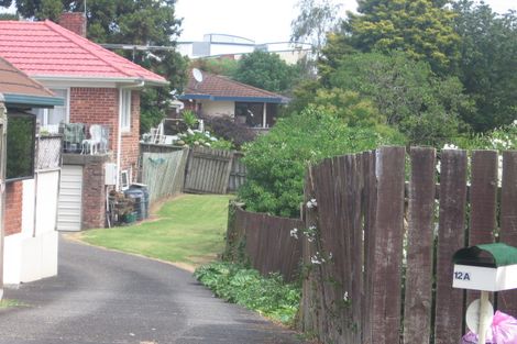 Photo of property in 2/12 Waterloo Road, Milford, Auckland, 0620