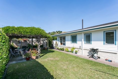 Photo of property in 3 D'arcy Place, Taradale, Napier, 4112