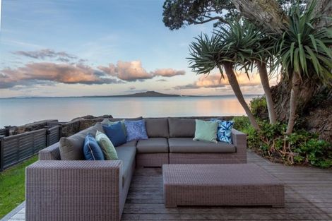 Photo of property in 2/259 Hurstmere Road, Takapuna, Auckland, 0622