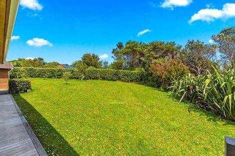 Photo of property in 381 Oaia Road, Muriwai, Waimauku, 0881
