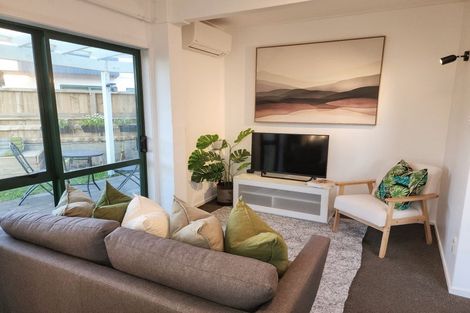 Photo of property in 98a Karewa Parade, Papamoa Beach, Papamoa, 3118