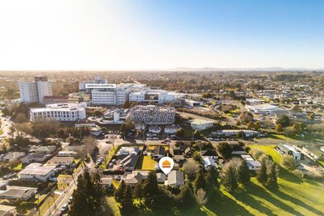 Photo of property in 3a Sandleigh Road, Hamilton Lake, Hamilton, 3204