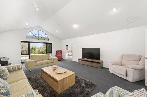 Photo of property in 19 Montrose Crescent, Huntington, Hamilton, 3210