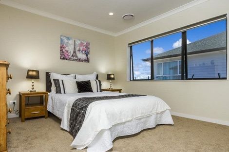 Photo of property in 22 Caldera Drive, Long Bay, Auckland, 0630