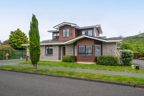 Photo of property in 8 Furlong Crescent, Churton Park, Wellington, 6037