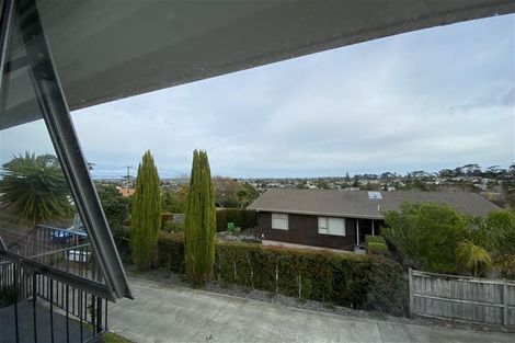Photo of property in 1/13 Richards Avenue, Forrest Hill, Auckland, 0620