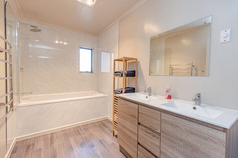 Photo of property in 3 Surrey Road, Springvale, Whanganui, 4501