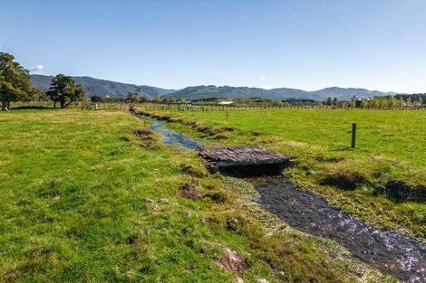 Photo of property in 21 Flax Cutter Lane, Woodside, Greytown, 5794