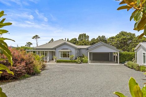 Photo of property in 35a Pinchgut Road, Kaukapakapa, 0873