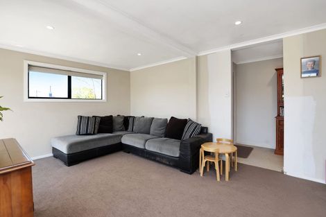 Photo of property in 64 Mcmurdo Street, Tinwald, Ashburton, 7700