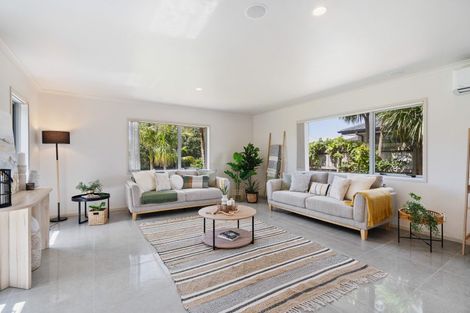 Photo of property in 11 Waitaha Place, Ruakaka, 0116