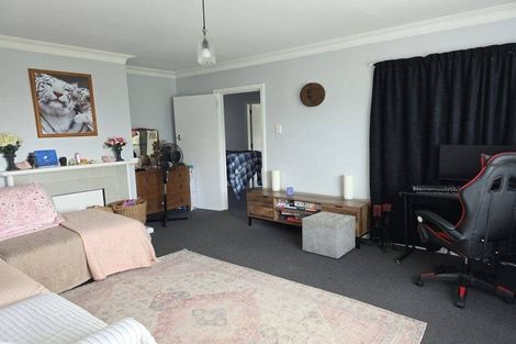 Photo of property in 2 Plimsoll Street, Carterton, 5713