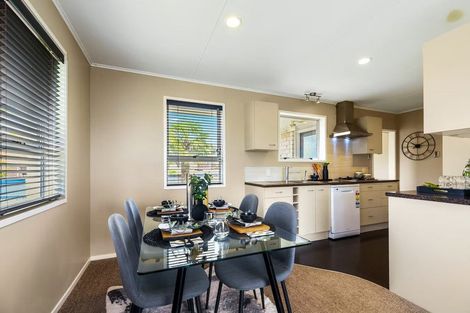 Photo of property in 1 Lancaster Street, Dinsdale, Hamilton, 3204