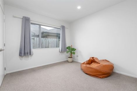 Photo of property in 16 Teatree Close, Huntington, Hamilton, 3210