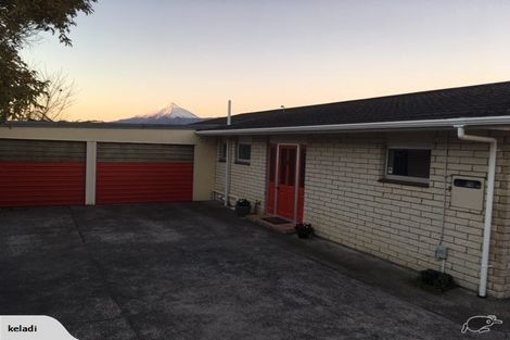 Photo of property in 28a Marchant Place, Westown, New Plymouth, 4310