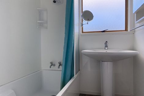 Photo of property in 1/4 Heathberry Close, Papatoetoe, Auckland, 2025