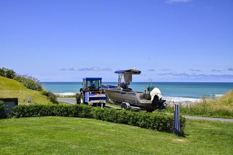 Photo of property in 599 Waihau Road, Tolaga Bay, 4073