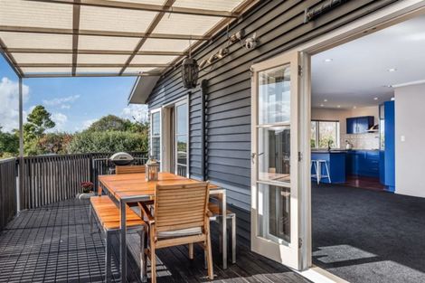 Photo of property in 32 Fairway Avenue, Red Beach, 0932