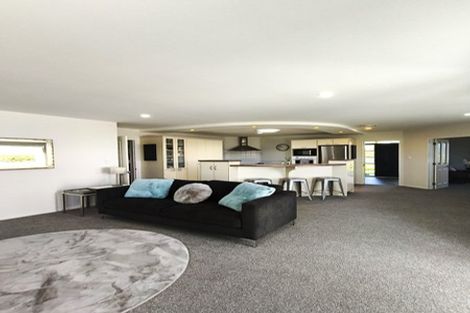 Photo of property in 10 Amner Place, Havelock North, 4130