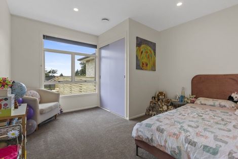 Photo of property in 14 Cowling Road, Hurdon, New Plymouth, 4310