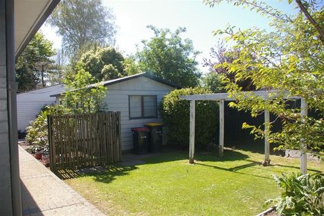 Photo of property in 11 Colina Street, Avonhead, Christchurch, 8042