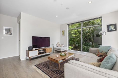 Photo of property in Norfolk Apartments, 307/19 Bute Road, Browns Bay, Auckland, 0630