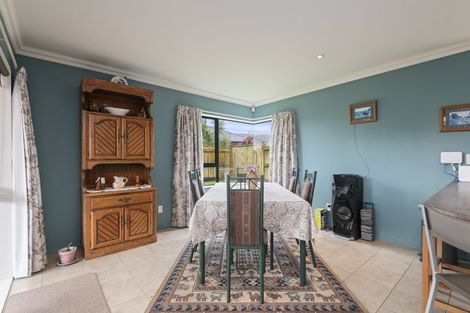 Photo of property in 9 Brookside Close, Highbury, Palmerston North, 4412