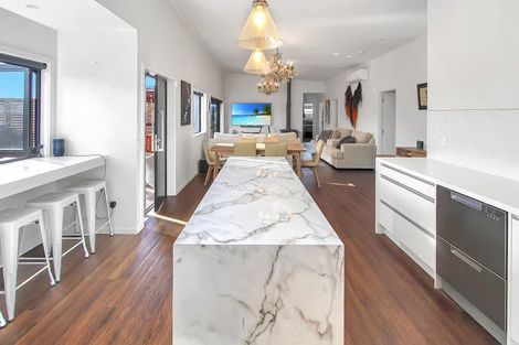 Photo of property in 20 Forbes Road, Foxton Beach, Foxton, 4815