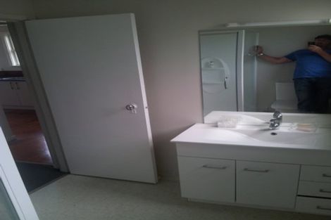 Photo of property in 32 Gardner Avenue, New Lynn, Auckland, 0600