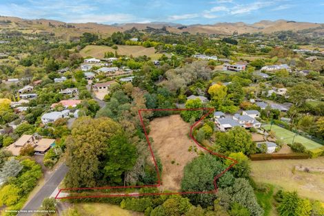 Photo of property in 22 Puflett Road, Havelock North, 4130